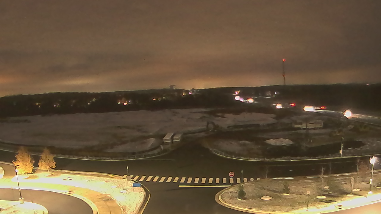 Thumbnail for current weather camera view from Waxpool Elementary School in Broadlands, Virginia