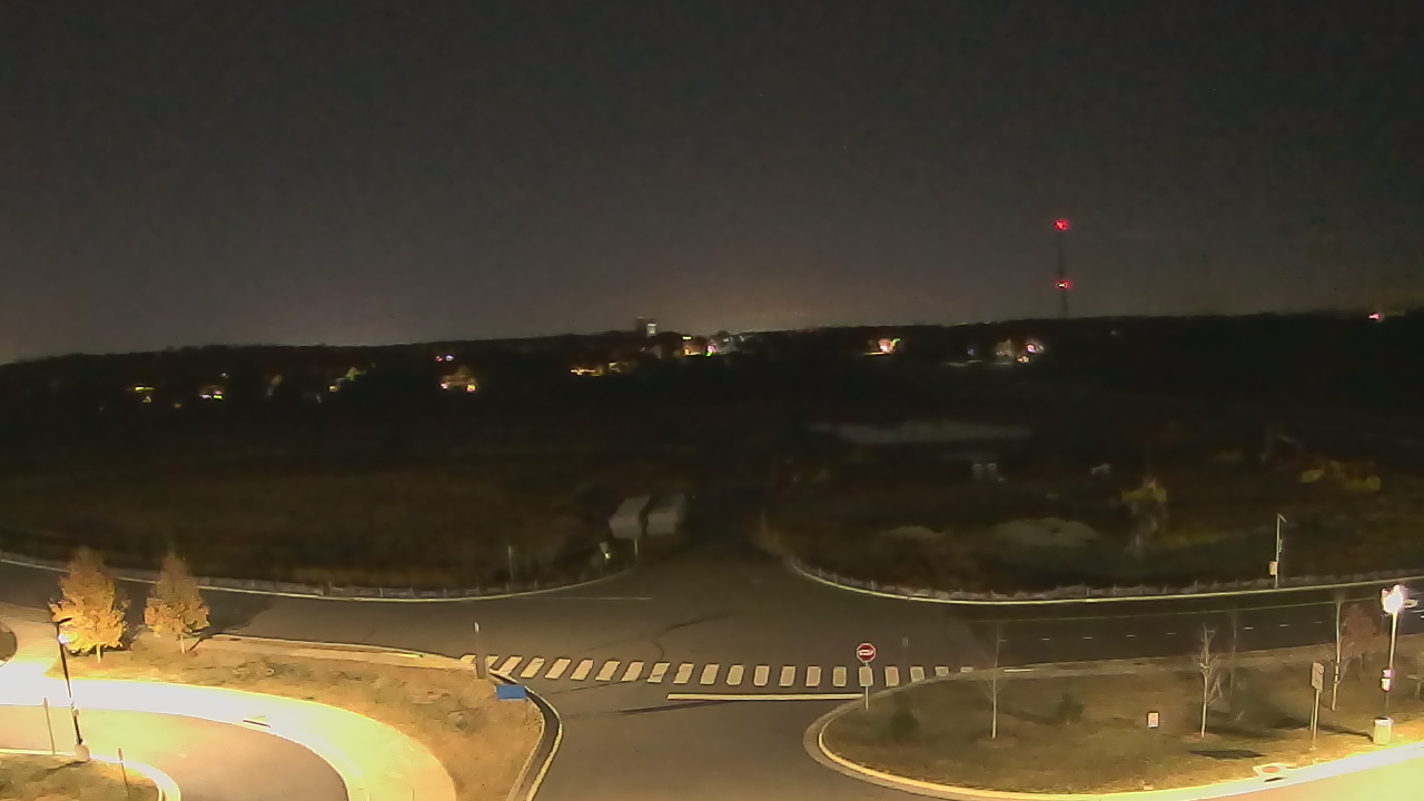 Thumbnail for current weather camera view from Waxpool Elementary School in Broadlands, Virginia