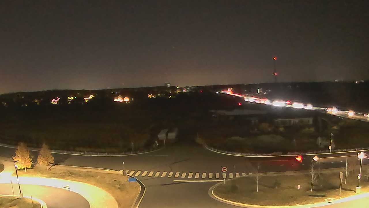 Thumbnail for current weather camera view from Waxpool Elementary School in Broadlands, Virginia