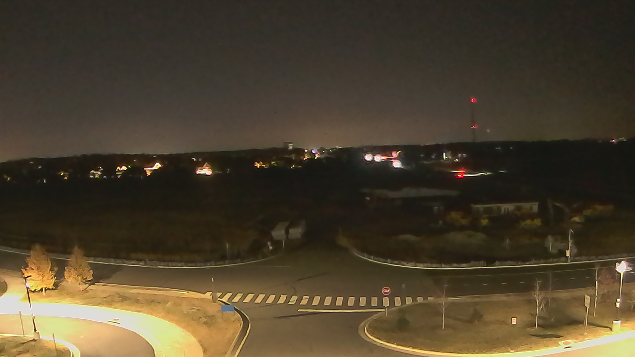 Thumbnail for current weather camera view from Waxpool Elementary School in Broadlands, Virginia