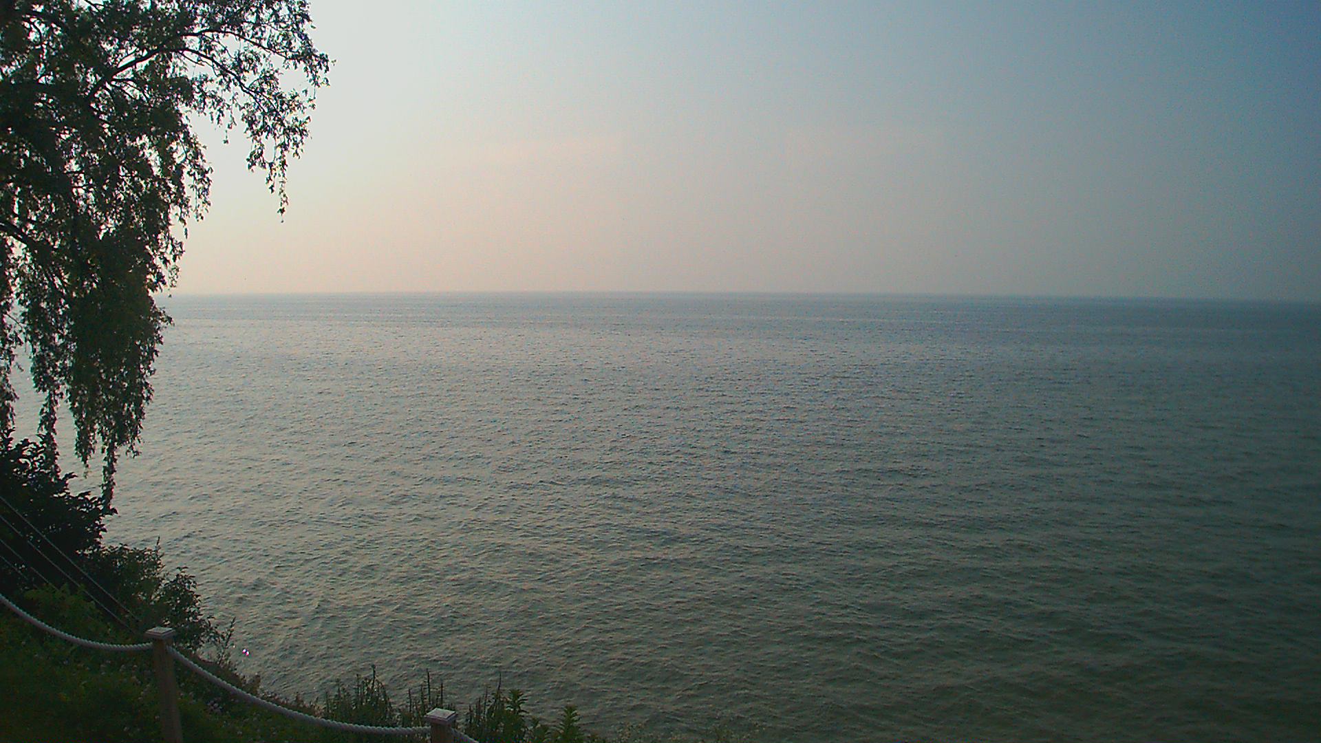 Thumbnail for current weather camera view from Forest Lawn Beach in Webster, New York