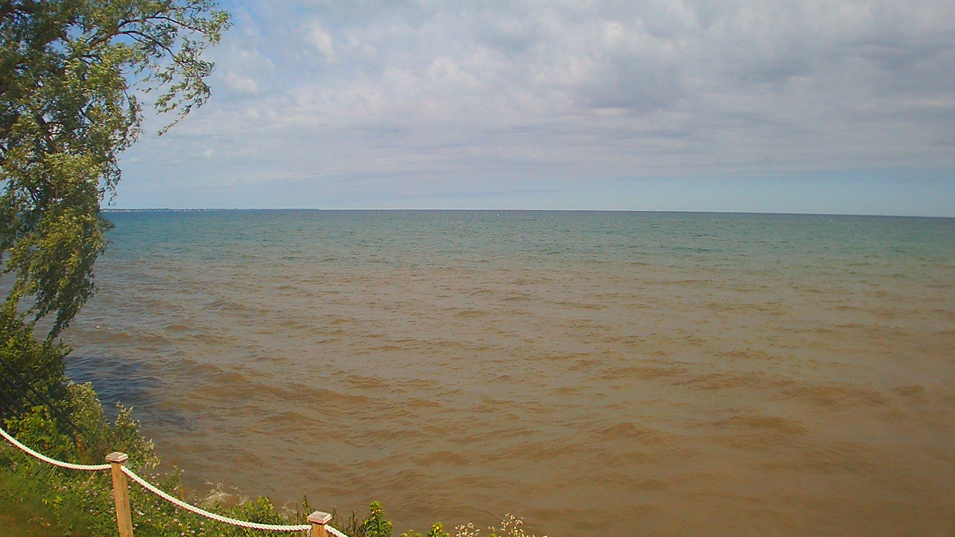Thumbnail for current weather camera view from Forest Lawn Beach in Webster, New York