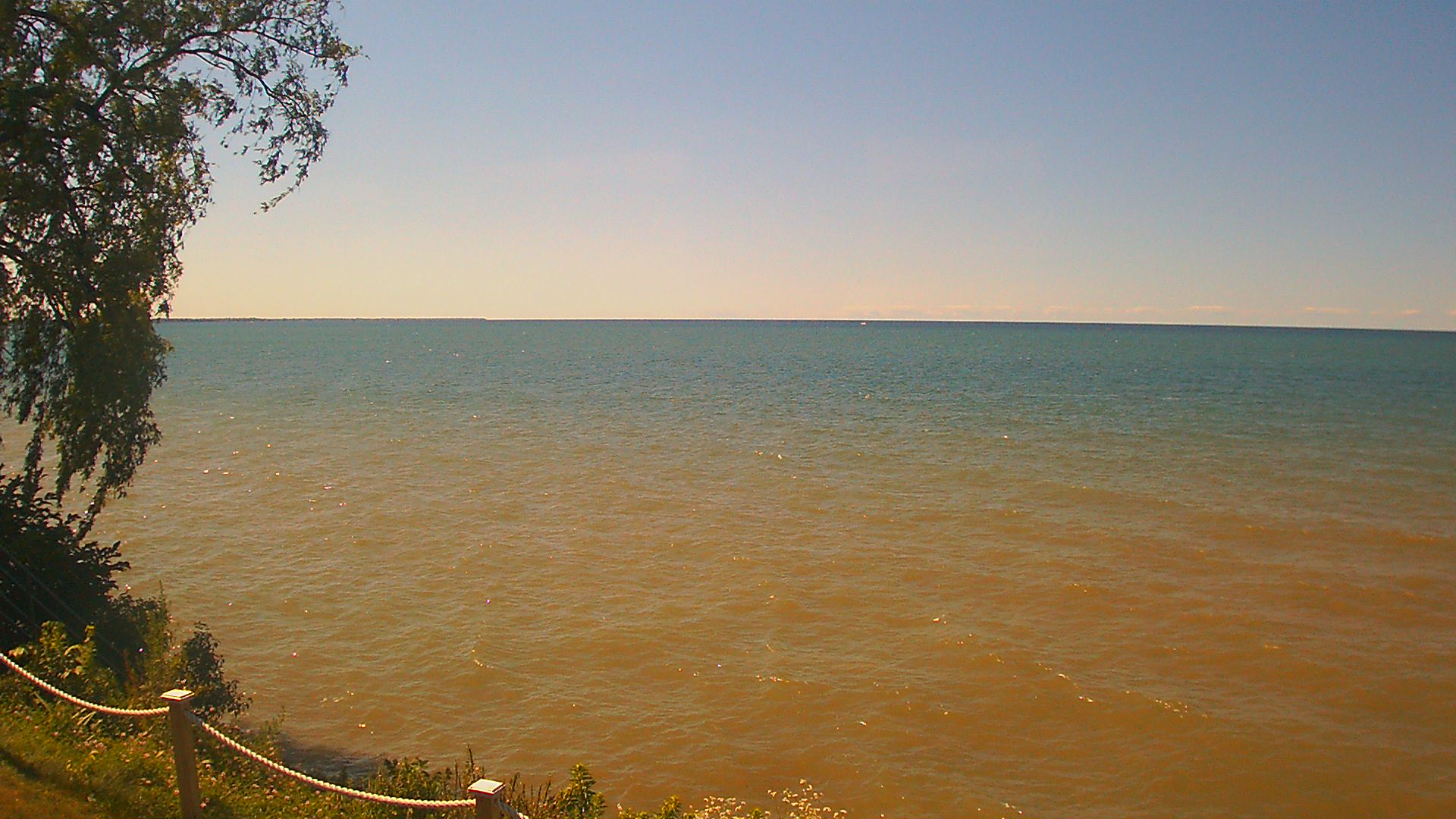 Thumbnail for current weather camera view from Forest Lawn Beach in Webster, New York