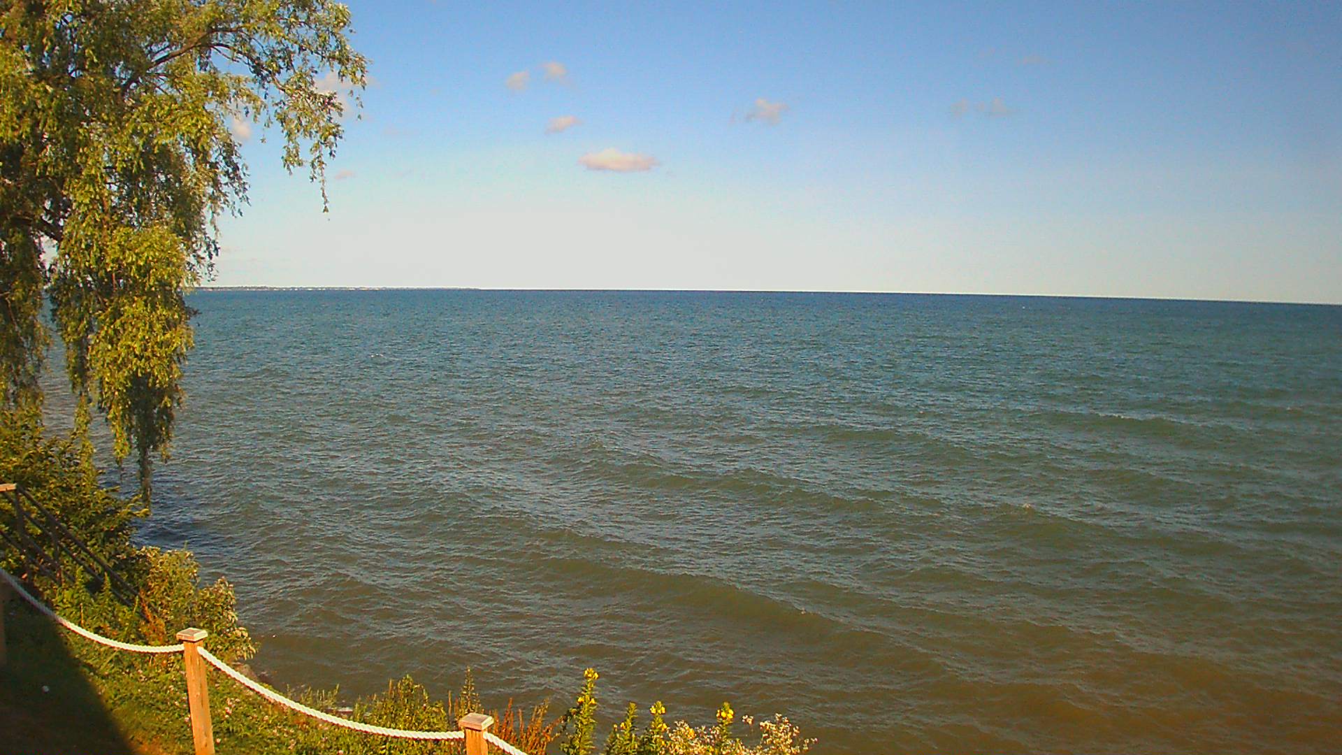 Thumbnail for current weather camera view from Forest Lawn Beach in Webster, New York