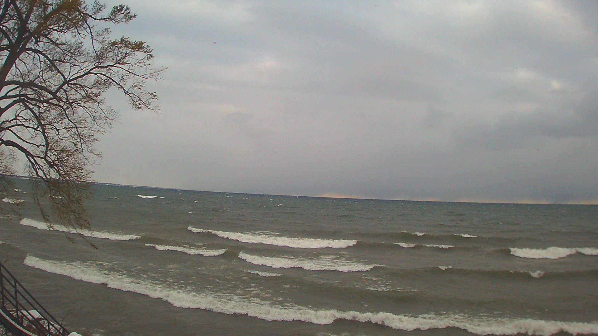 Thumbnail for current weather camera view from Forest Lawn Beach in Webster, New York