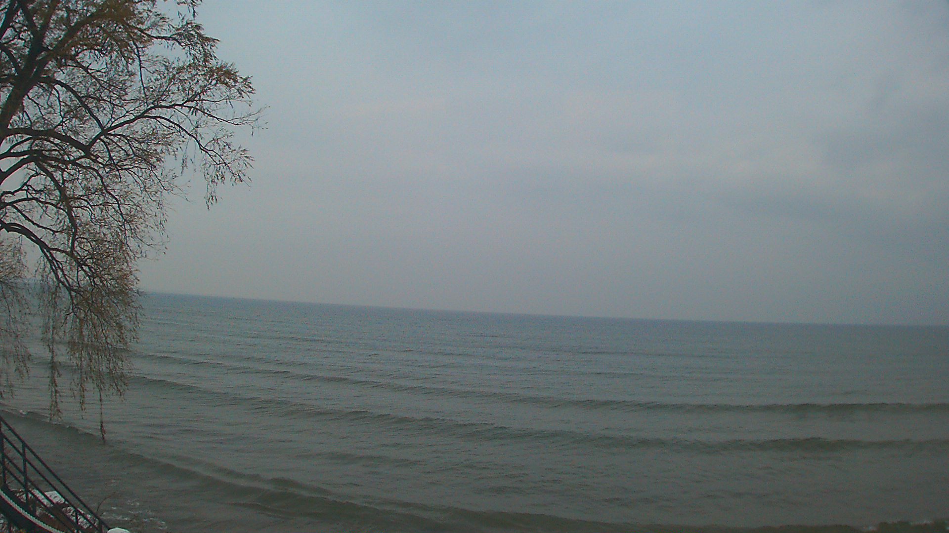 Thumbnail for current weather camera view from Forest Lawn Beach in Webster, New York