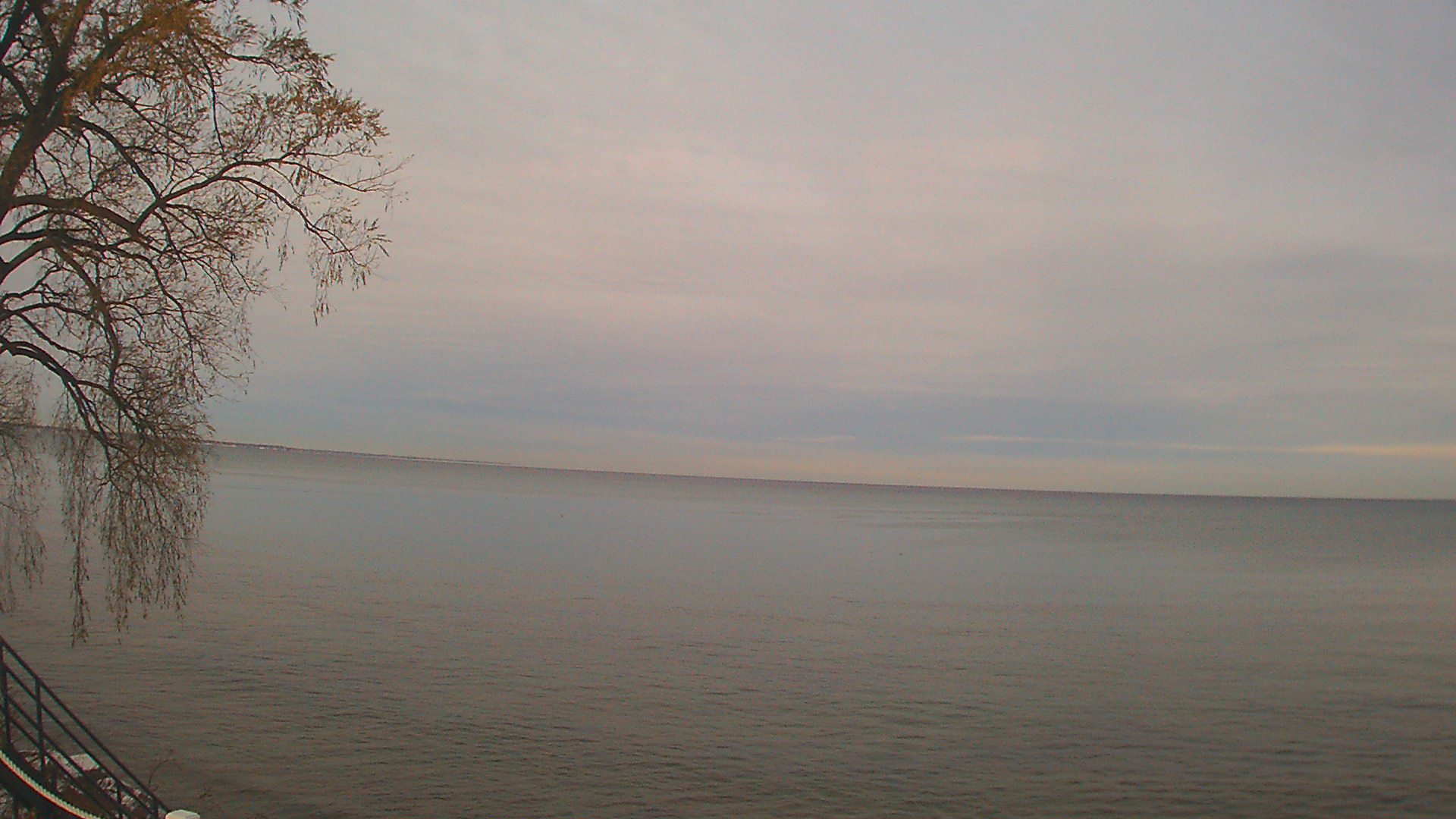 Thumbnail for current weather camera view from Forest Lawn Beach in Webster, New York