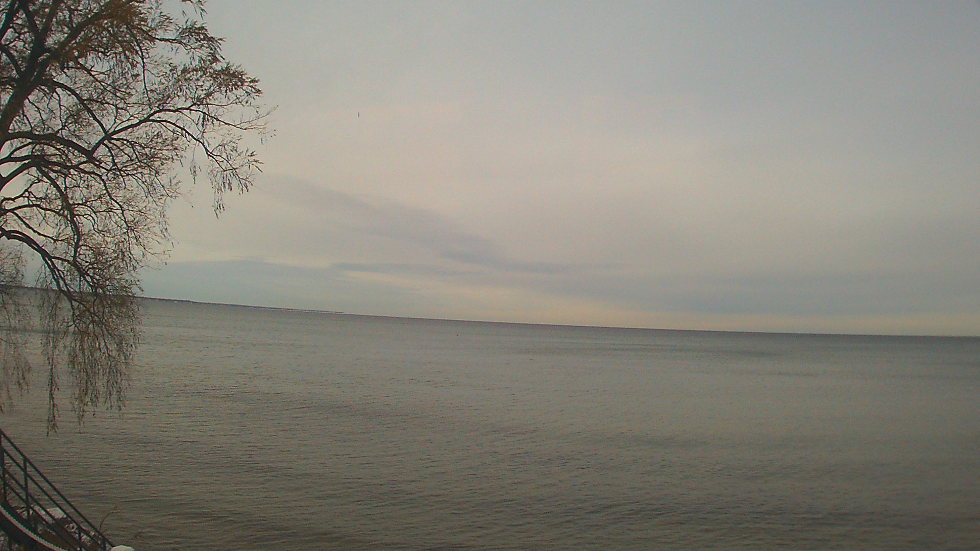 Thumbnail for current weather camera view from Forest Lawn Beach in Webster, New York