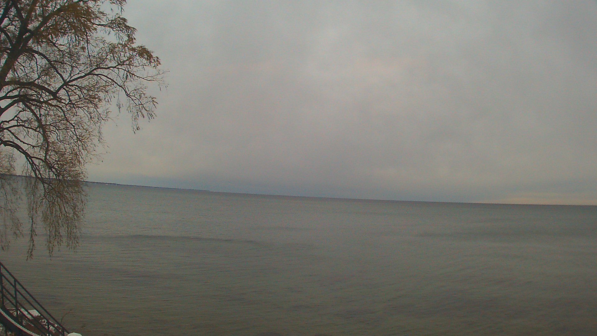 Thumbnail for current weather camera view from Forest Lawn Beach in Webster, New York