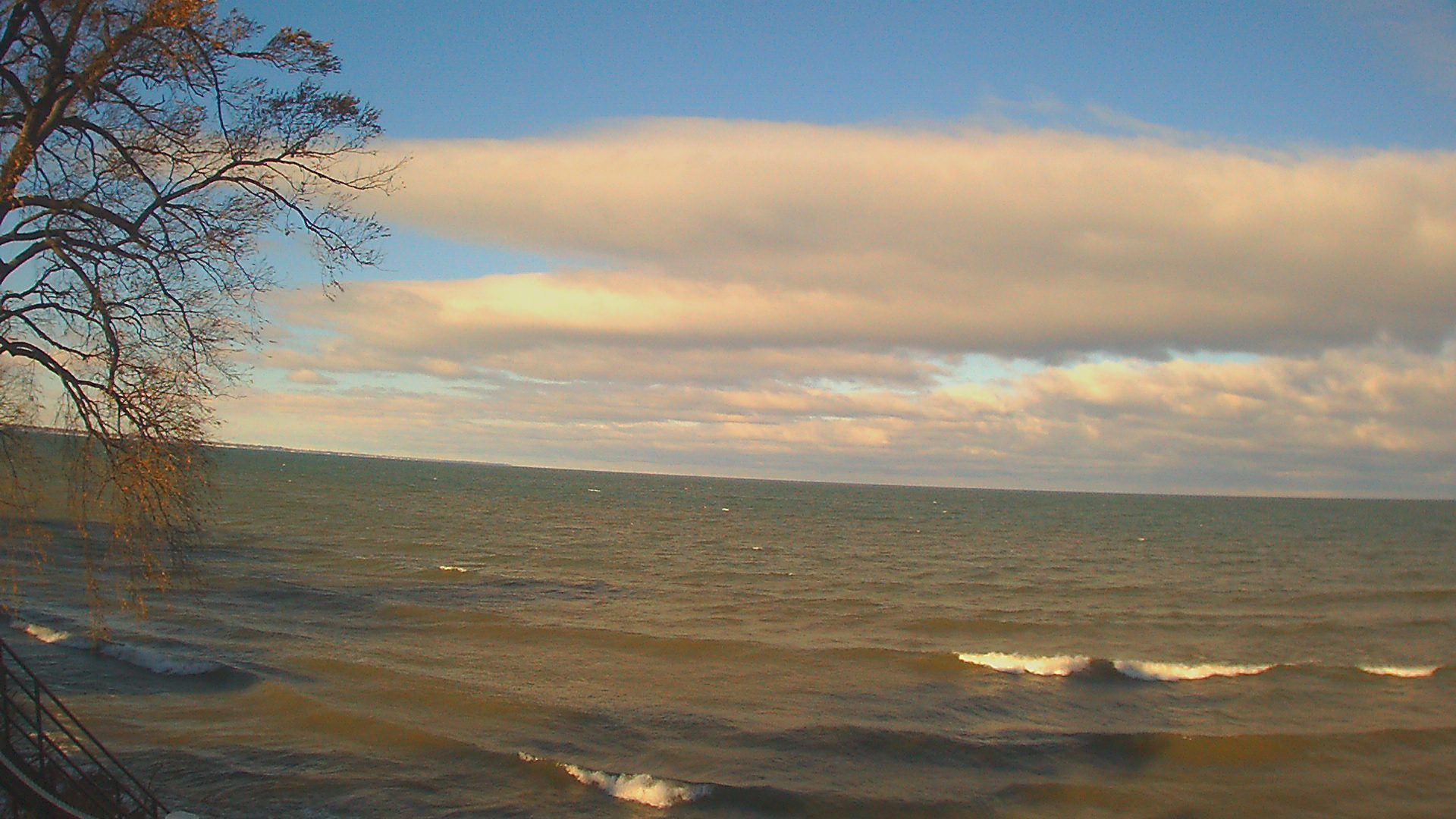 Thumbnail for current weather camera view from Forest Lawn Beach in Webster, New York