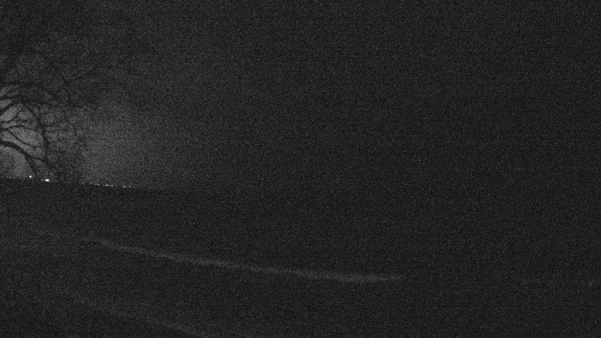 Thumbnail for current weather camera view from Forest Lawn Beach in Webster, New York