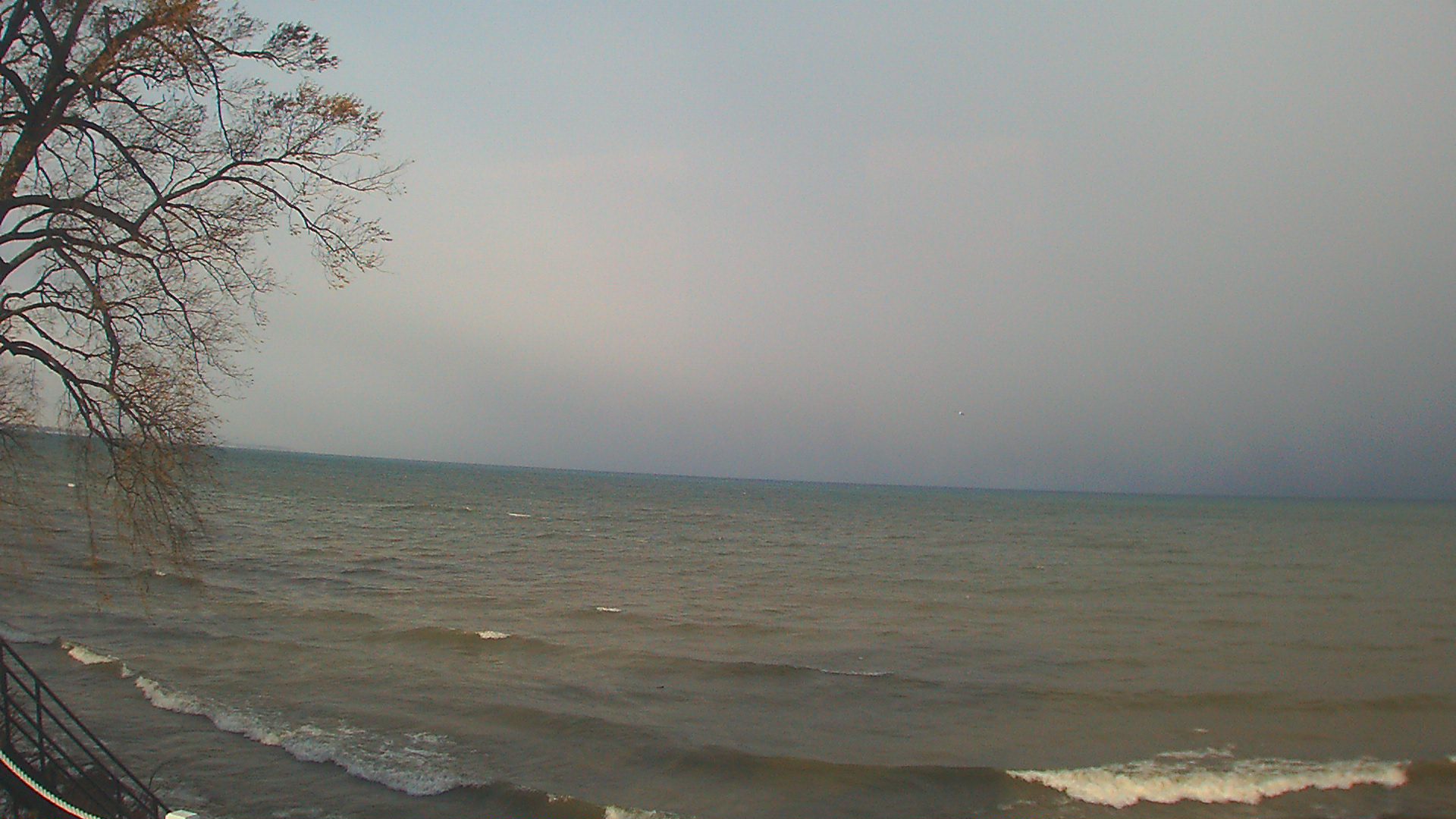 Thumbnail for current weather camera view from Forest Lawn Beach in Webster, New York