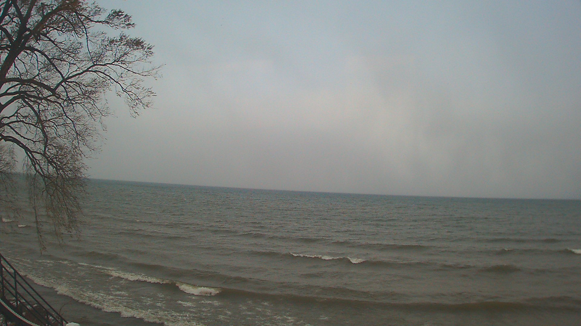 Thumbnail for current weather camera view from Forest Lawn Beach in Webster, New York