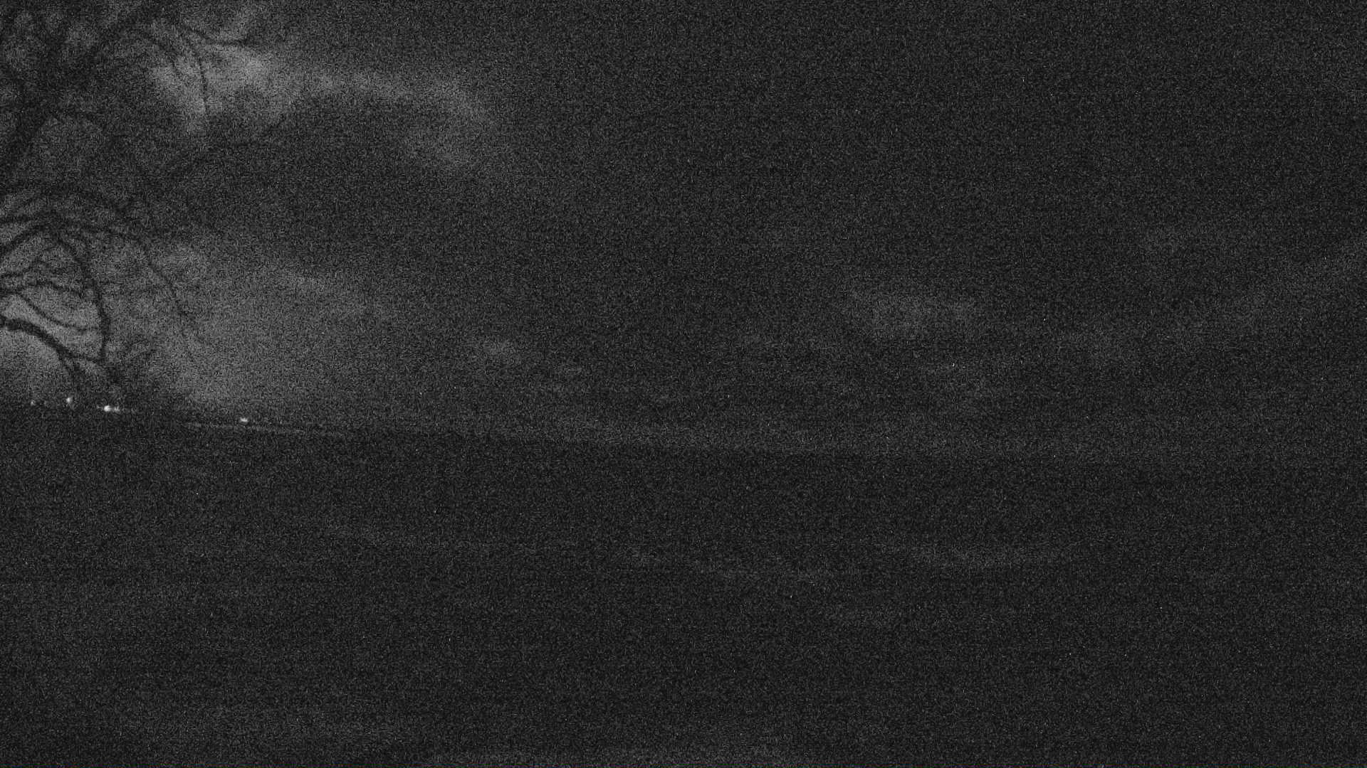 Thumbnail for current weather camera view from Forest Lawn Beach in Webster, New York
