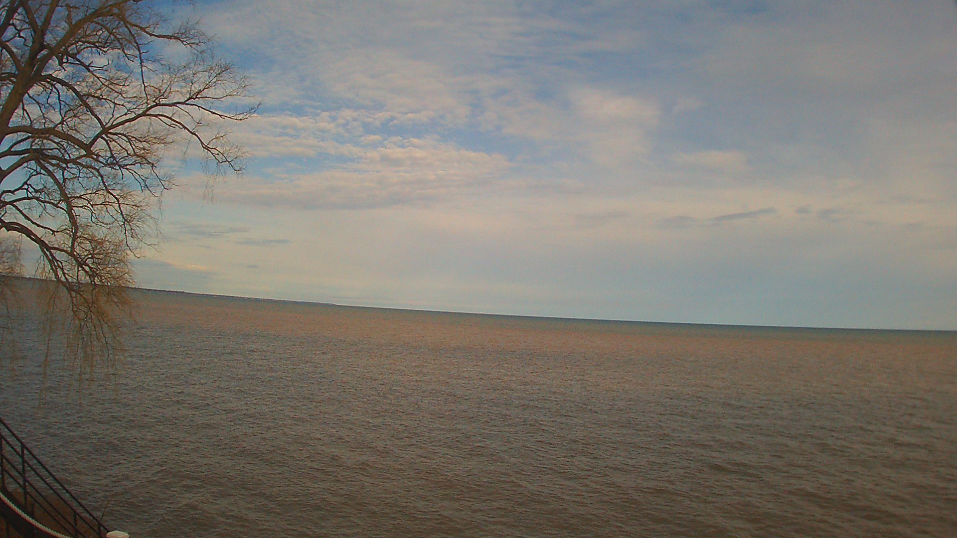 Thumbnail for current weather camera view from Forest Lawn Beach in Webster, New York