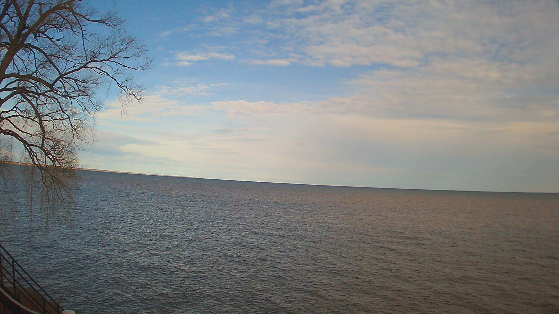 Thumbnail for current weather camera view from Forest Lawn Beach in Webster, New York