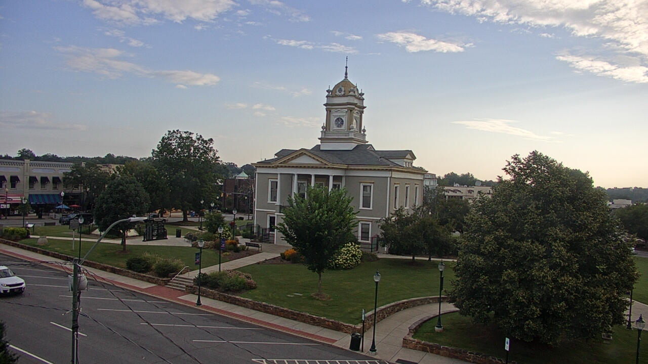 Thumbnail for current weather camera view from Ervin Building in Morganton, North Carolina