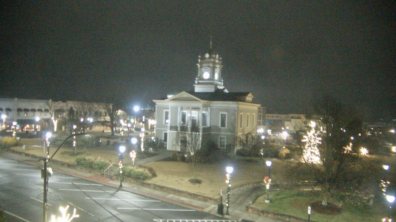 Thumbnail for current weather camera view from Ervin Building in Morganton, North Carolina