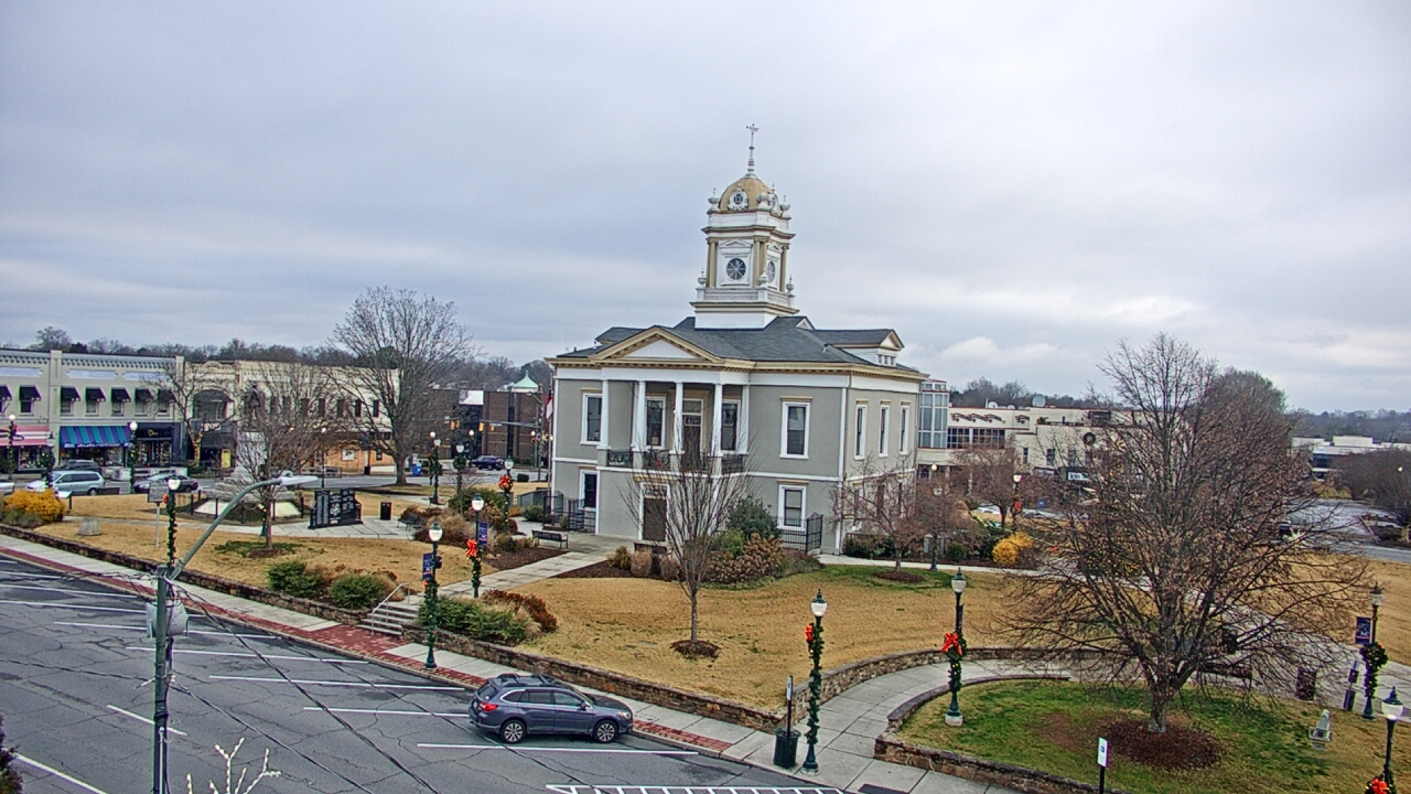 Thumbnail for current weather camera view from Ervin Building in Morganton, North Carolina