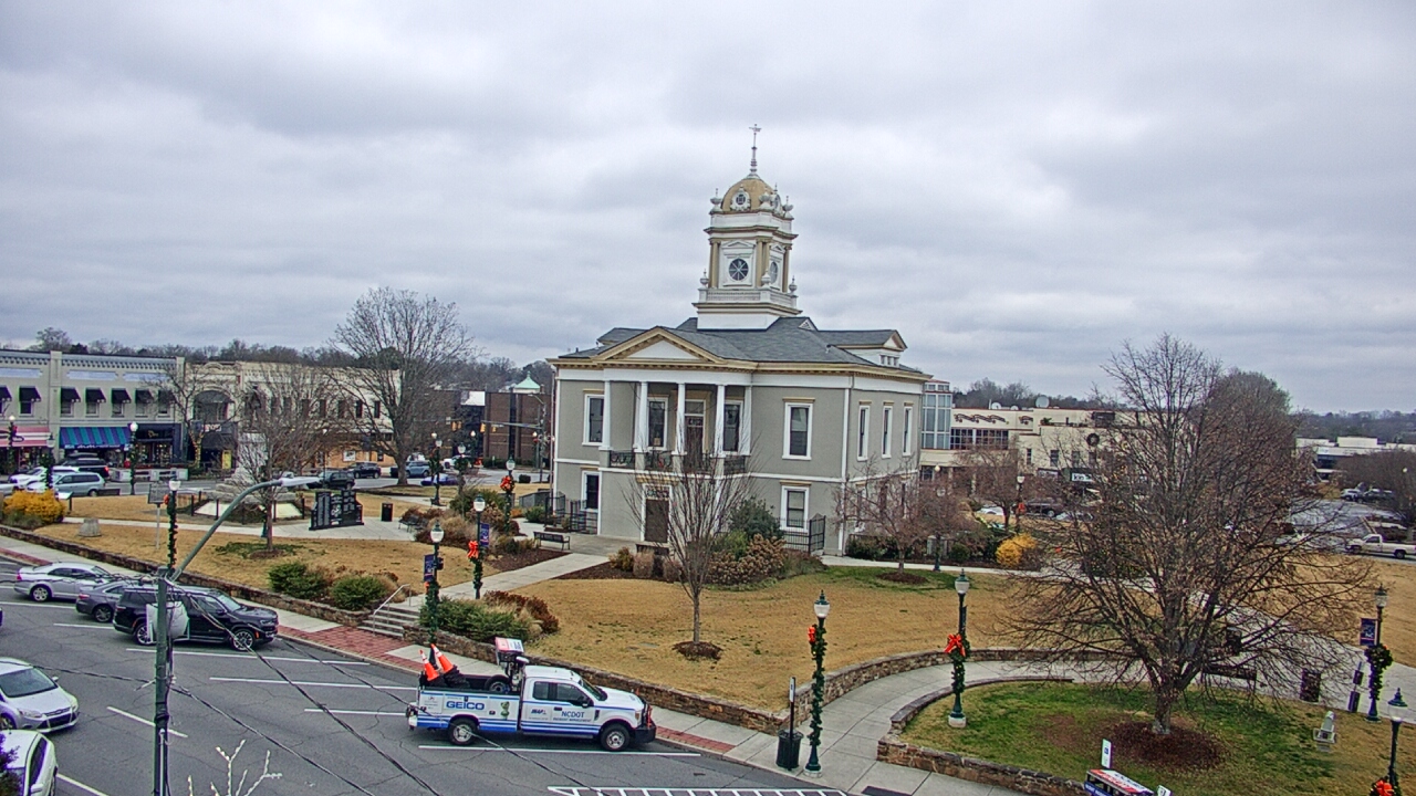 Thumbnail for current weather camera view from Ervin Building in Morganton, North Carolina
