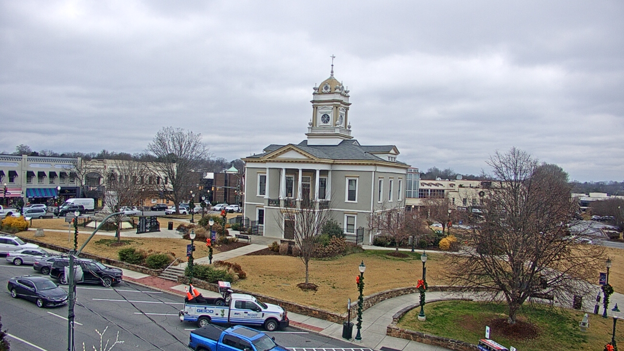 Thumbnail for current weather camera view from Ervin Building in Morganton, North Carolina