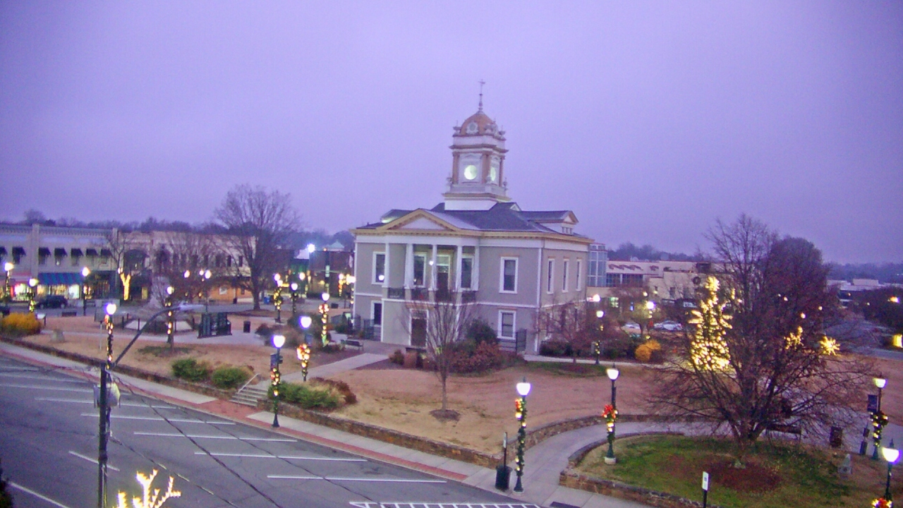 Thumbnail for current weather camera view from Ervin Building in Morganton, North Carolina