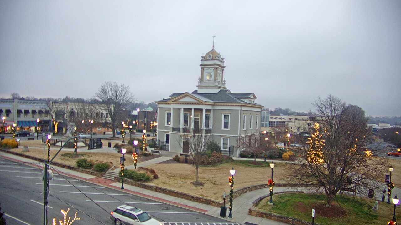 Thumbnail for current weather camera view from Ervin Building in Morganton, North Carolina