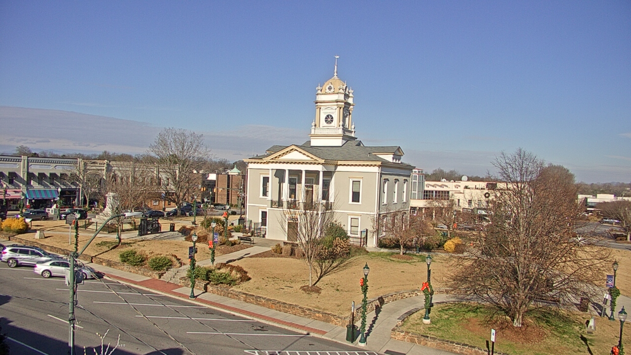 Thumbnail for current weather camera view from Ervin Building in Morganton, North Carolina