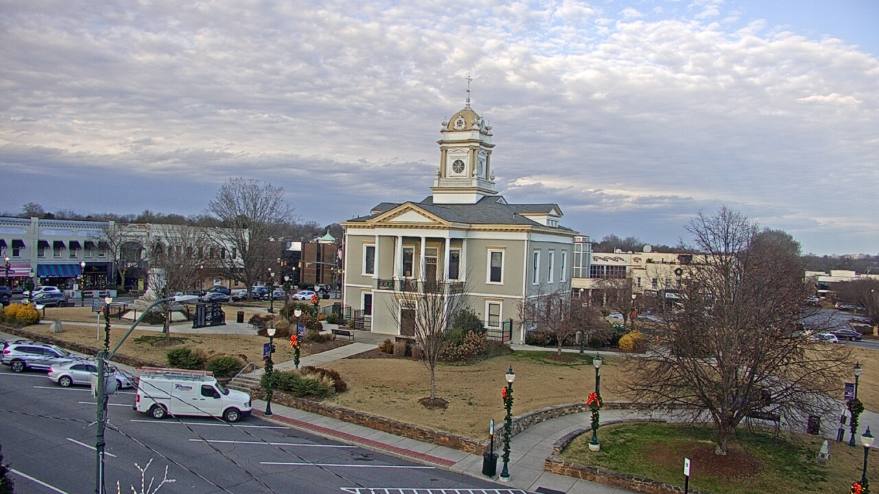 Thumbnail for current weather camera view from Ervin Building in Morganton, North Carolina