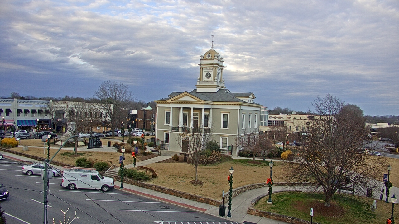 Thumbnail for current weather camera view from Ervin Building in Morganton, North Carolina