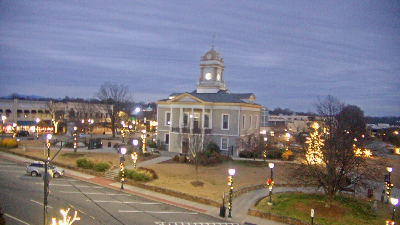 Thumbnail for current weather camera view from Ervin Building in Morganton, North Carolina