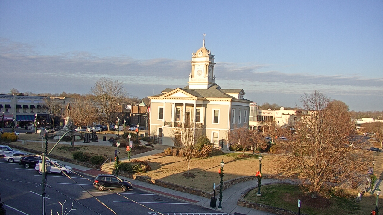Thumbnail for current weather camera view from Ervin Building in Morganton, North Carolina