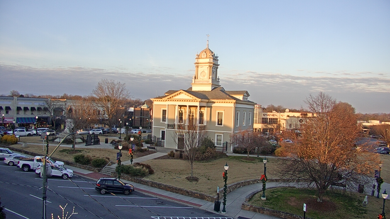 Thumbnail for current weather camera view from Ervin Building in Morganton, North Carolina