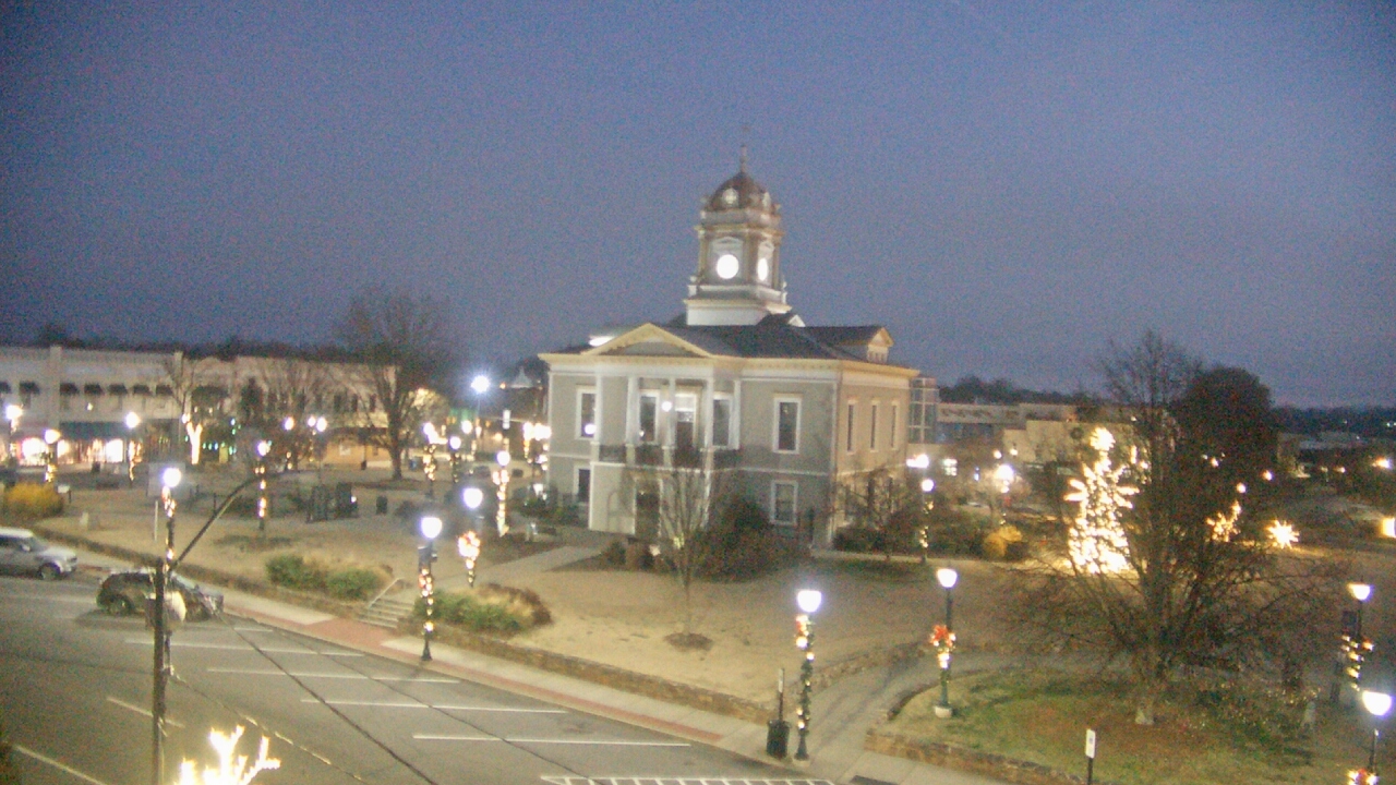 Thumbnail for current weather camera view from Ervin Building in Morganton, North Carolina