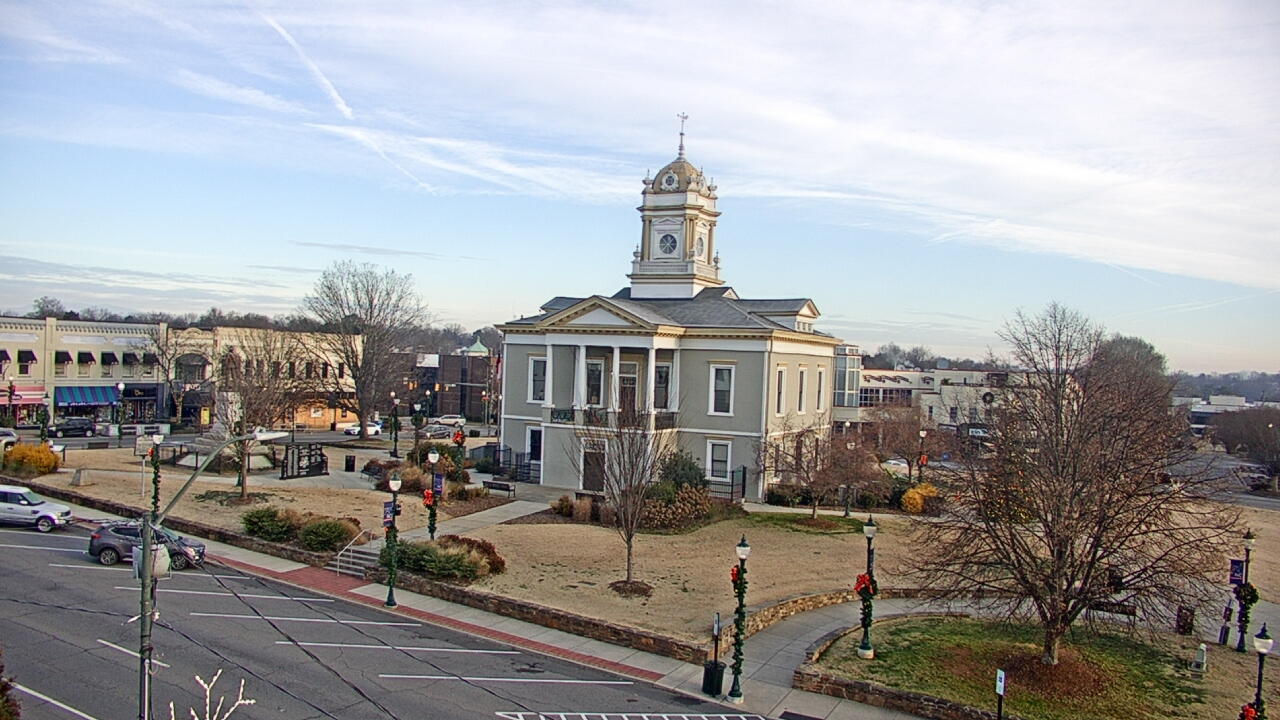 Thumbnail for current weather camera view from Ervin Building in Morganton, North Carolina