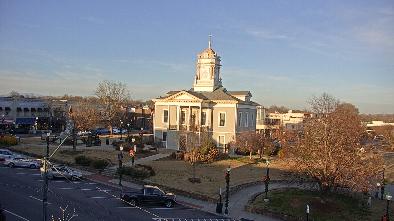 Thumbnail for current weather camera view from Ervin Building in Morganton, North Carolina