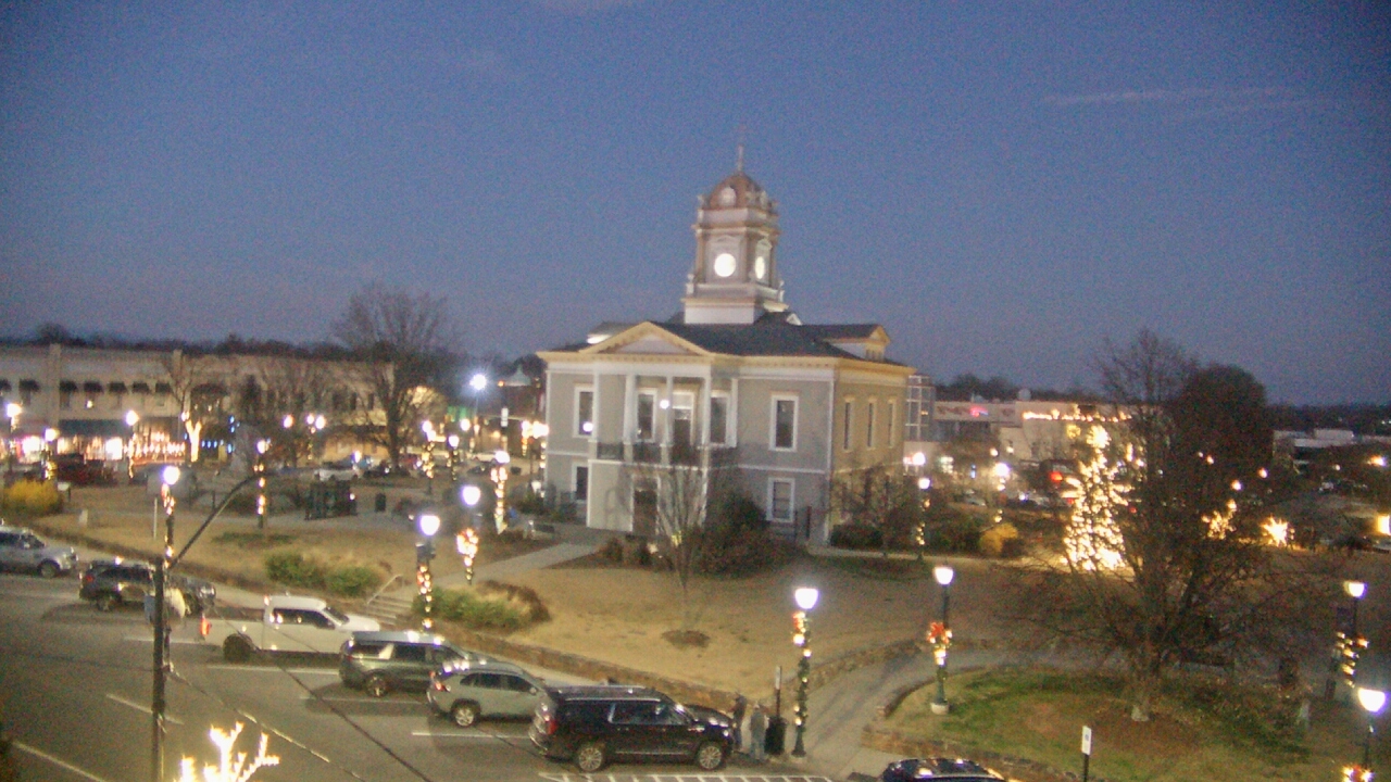 Thumbnail for current weather camera view from Ervin Building in Morganton, North Carolina