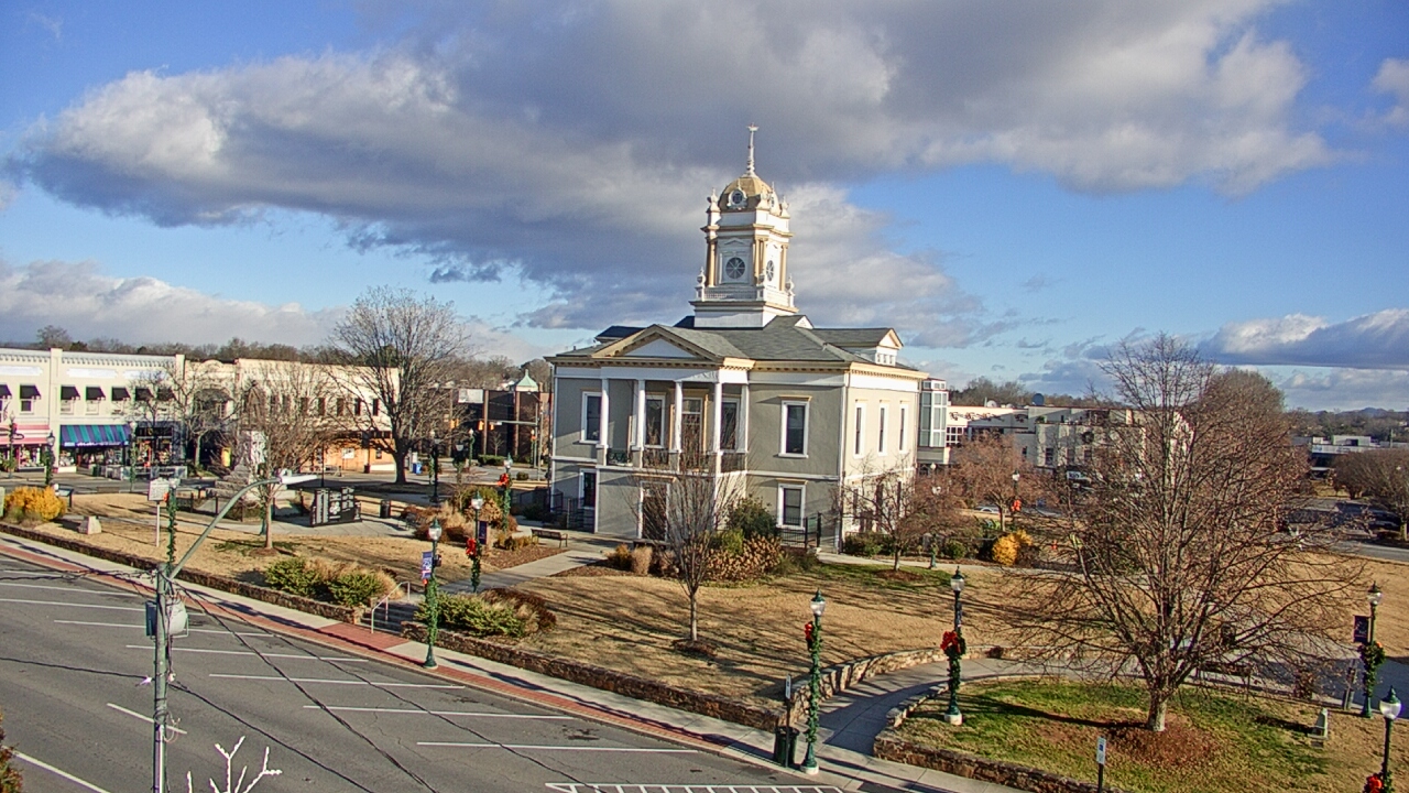 Thumbnail for current weather camera view from Ervin Building in Morganton, North Carolina