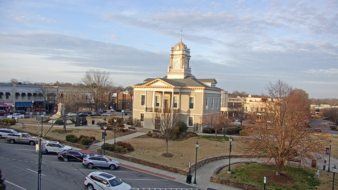 Thumbnail for current weather camera view from Ervin Building in Morganton, North Carolina