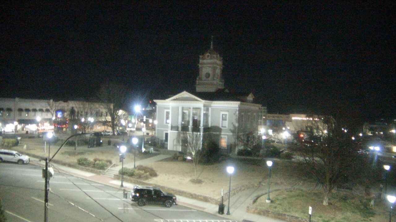 Thumbnail for current weather camera view from Ervin Building in Morganton, North Carolina