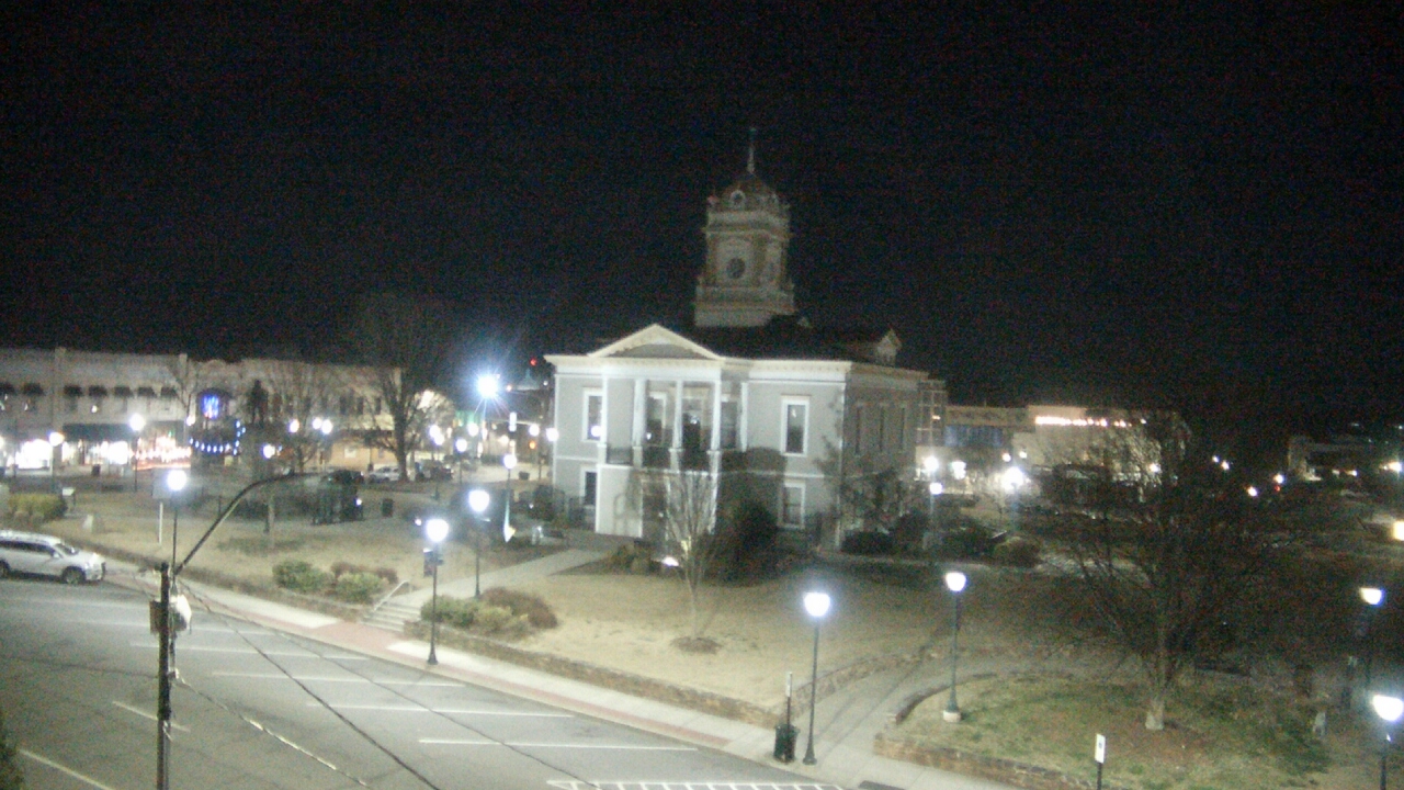 Thumbnail for current weather camera view from Ervin Building in Morganton, North Carolina