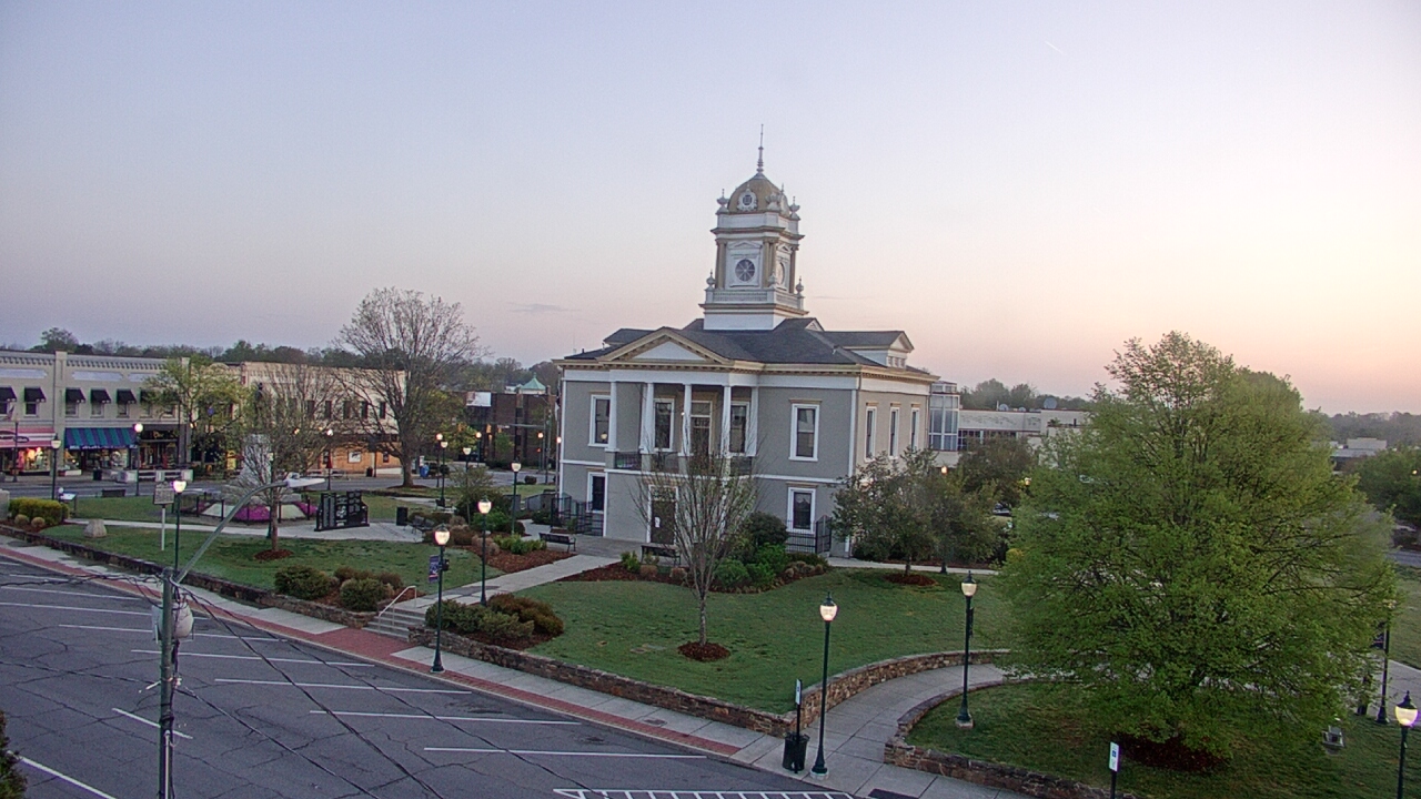 Thumbnail for current weather camera view from Ervin Building in Morganton, North Carolina