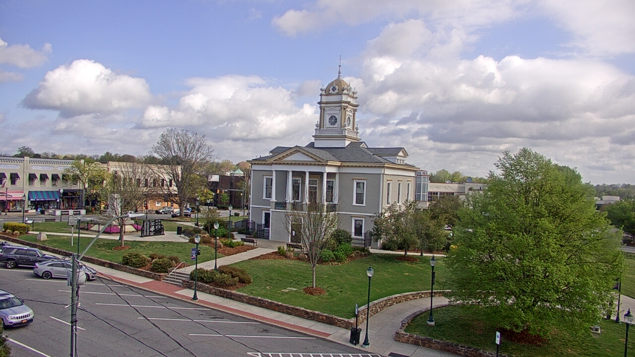 Thumbnail for current weather camera view from Ervin Building in Morganton, North Carolina