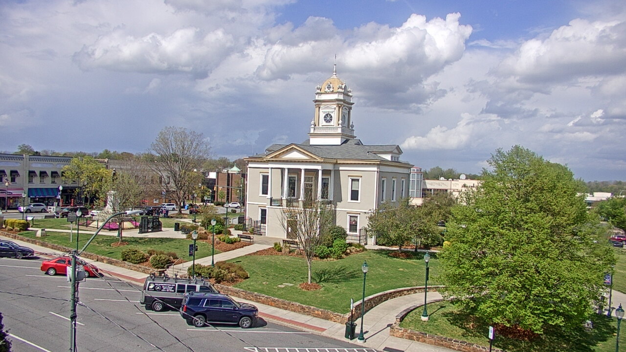 Thumbnail for current weather camera view from Ervin Building in Morganton, North Carolina
