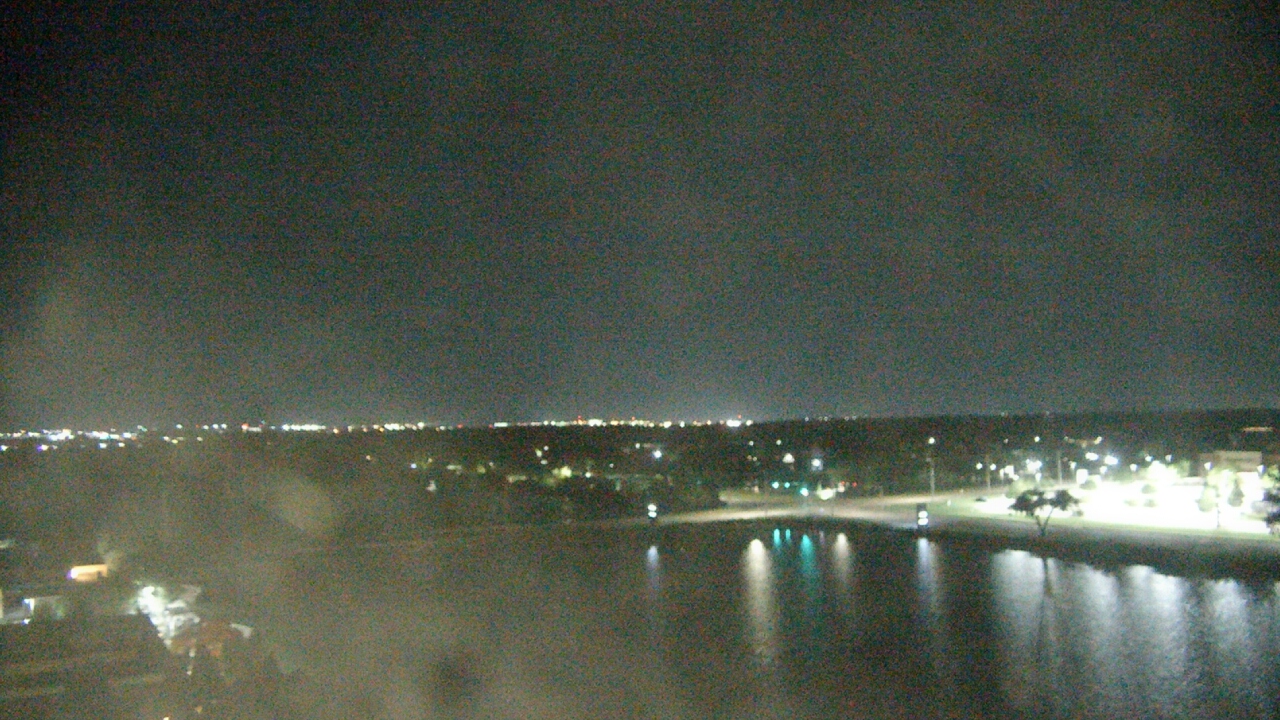 Thumbnail for current weather camera view from Commerce Bank in Wichita, Kansas