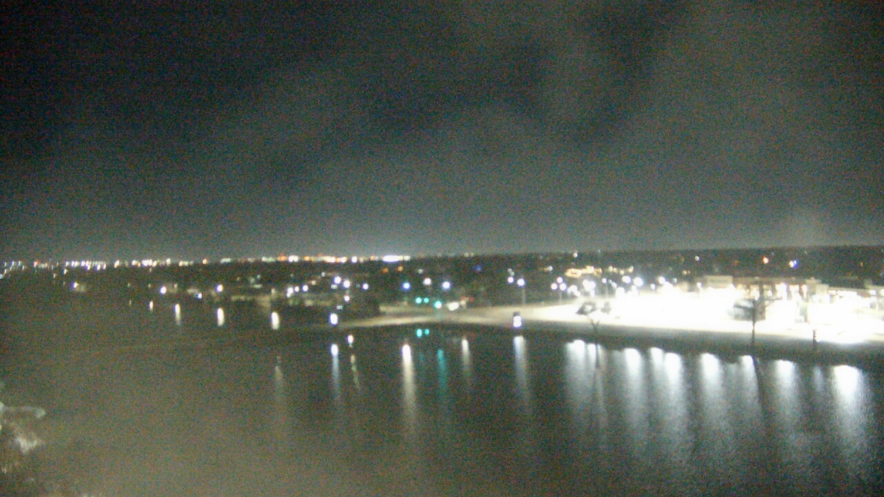 Thumbnail for current weather camera view from Commerce Bank in Wichita, Kansas