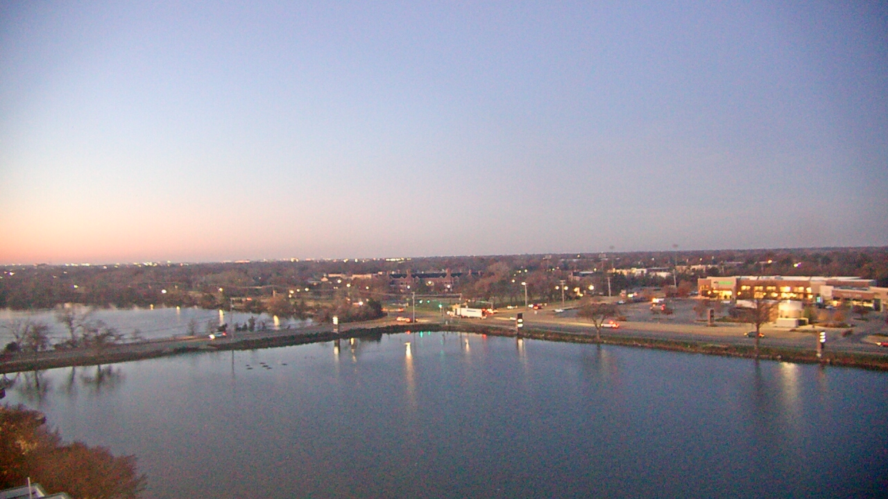 Thumbnail for current weather camera view from Commerce Bank in Wichita, Kansas