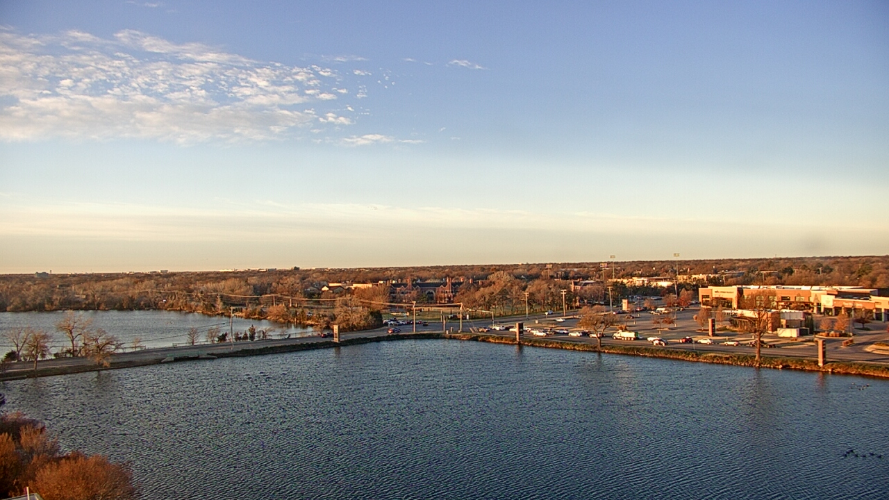 Thumbnail for current weather camera view from Commerce Bank in Wichita, Kansas