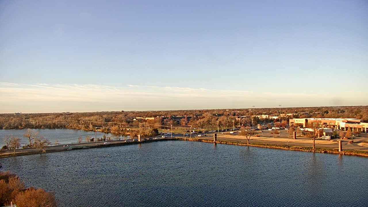 Thumbnail for current weather camera view from Commerce Bank in Wichita, Kansas