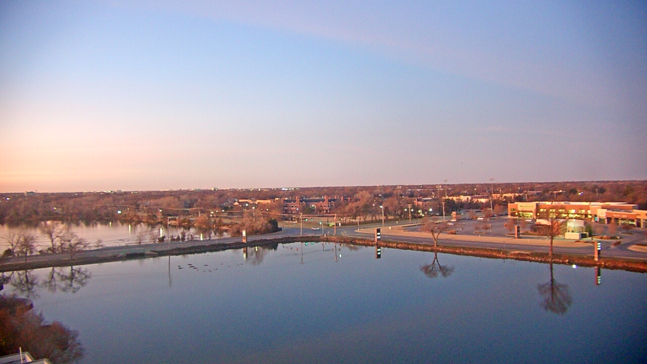 Thumbnail for current weather camera view from Commerce Bank in Wichita, Kansas